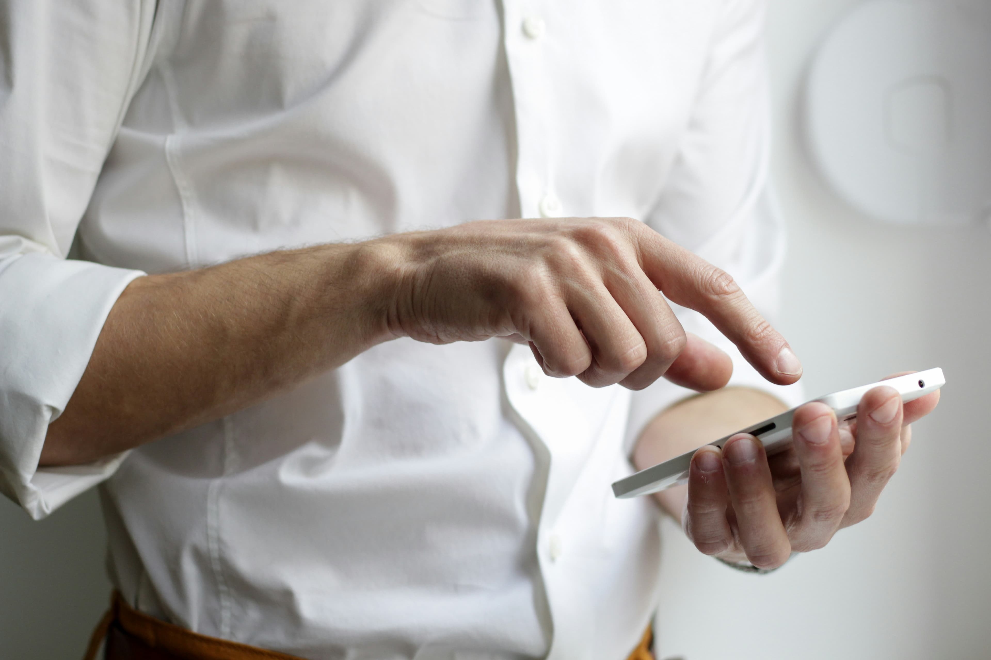 Freundliche Ansprechpartnerin am Telefon